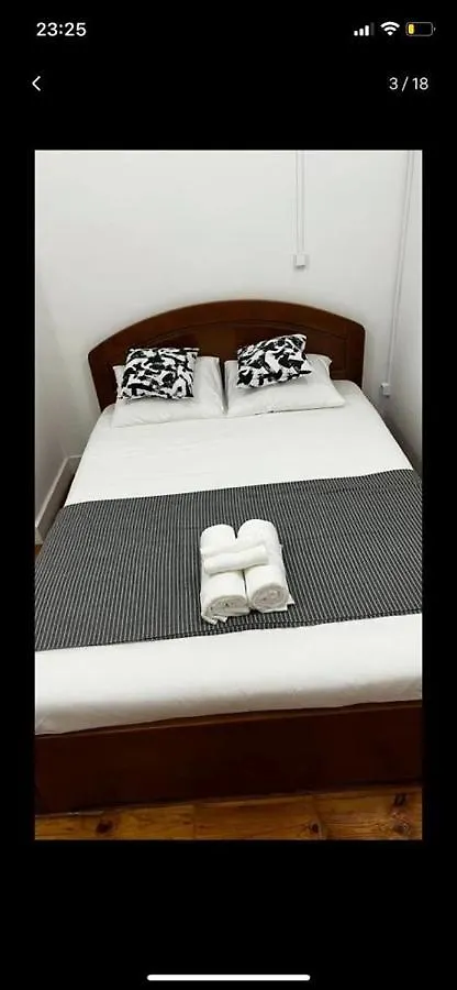 Apartamento Conde Do Redondo Lisbon Homestay