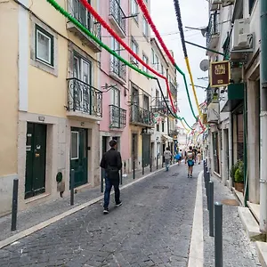Historical Alfama, Building Top, 5mn To Train And Subway Lisboa